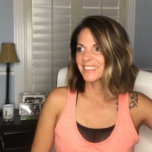 Meet your Posher, Leslie